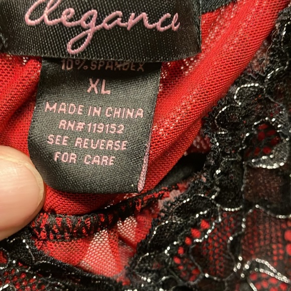 Elegance Lingerie - Picture 3 of 5